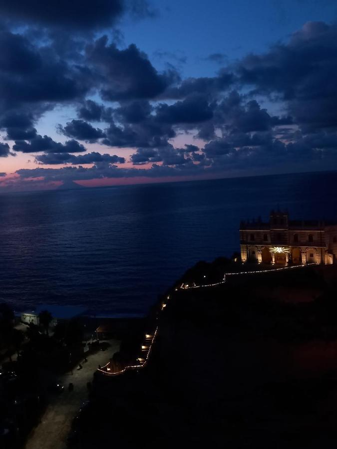 Aparthotel Bluemind Tropea Esterno foto