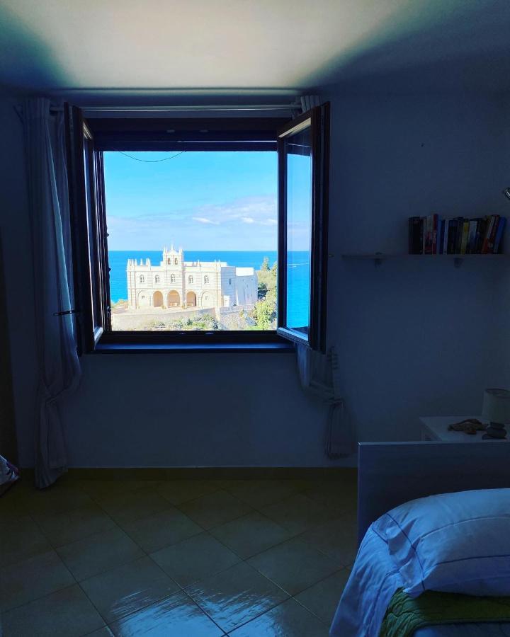 Aparthotel Bluemind Tropea Esterno foto